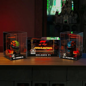 Acryl-Vitrine für LEGO® McLaren Mastercard F1® Team Lando Norris’ Helm Und Oscar Piastri Helm 43023/43017