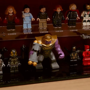Wandvitrine für 124 LEGO® Marvel Minifiguren