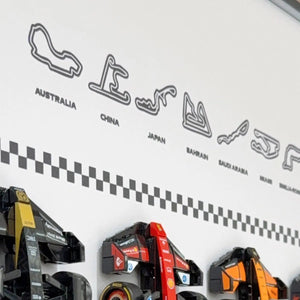 Wandrahmen für LEGO® Speed Champions F1 Kollektion – für 11 Fahrzeuge (Weiß)